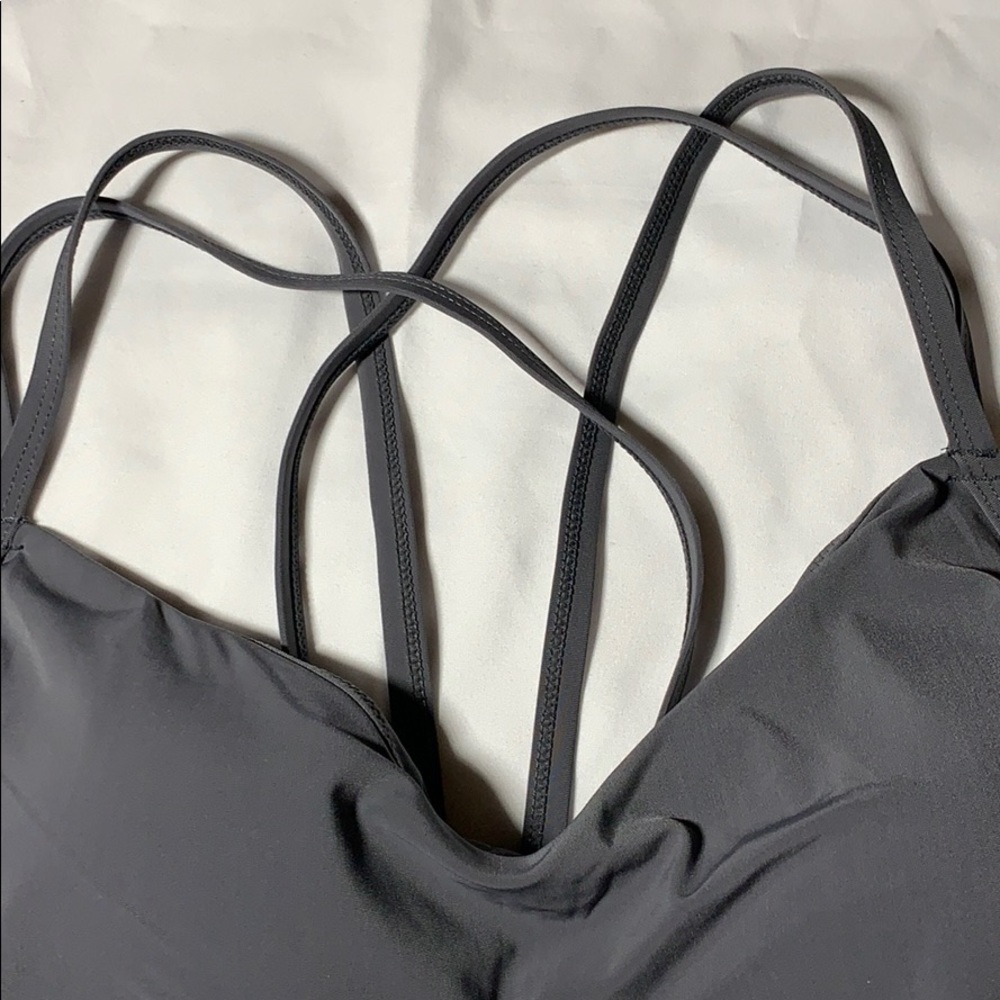 Sports bra - Picture 2 of 3